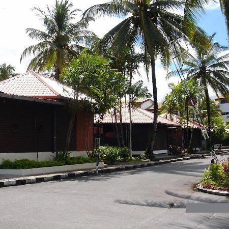 Grand Dormani Rajah Court Hotel Kuching Dış mekan fotoğraf