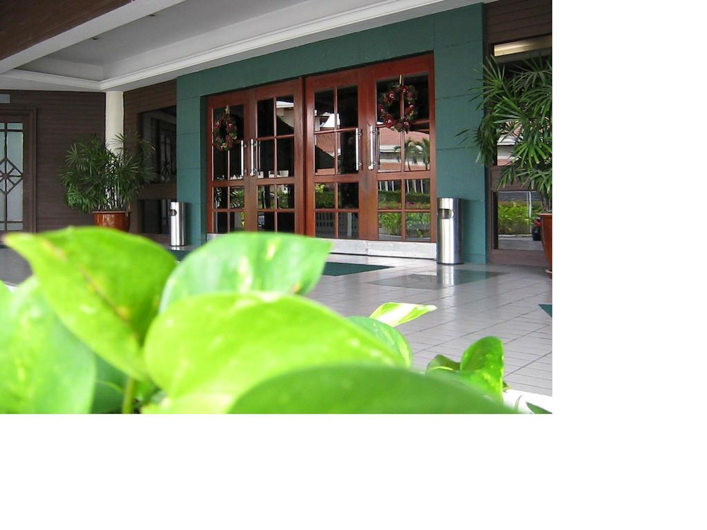 Grand Dormani Rajah Court Hotel Kuching Dış mekan fotoğraf
