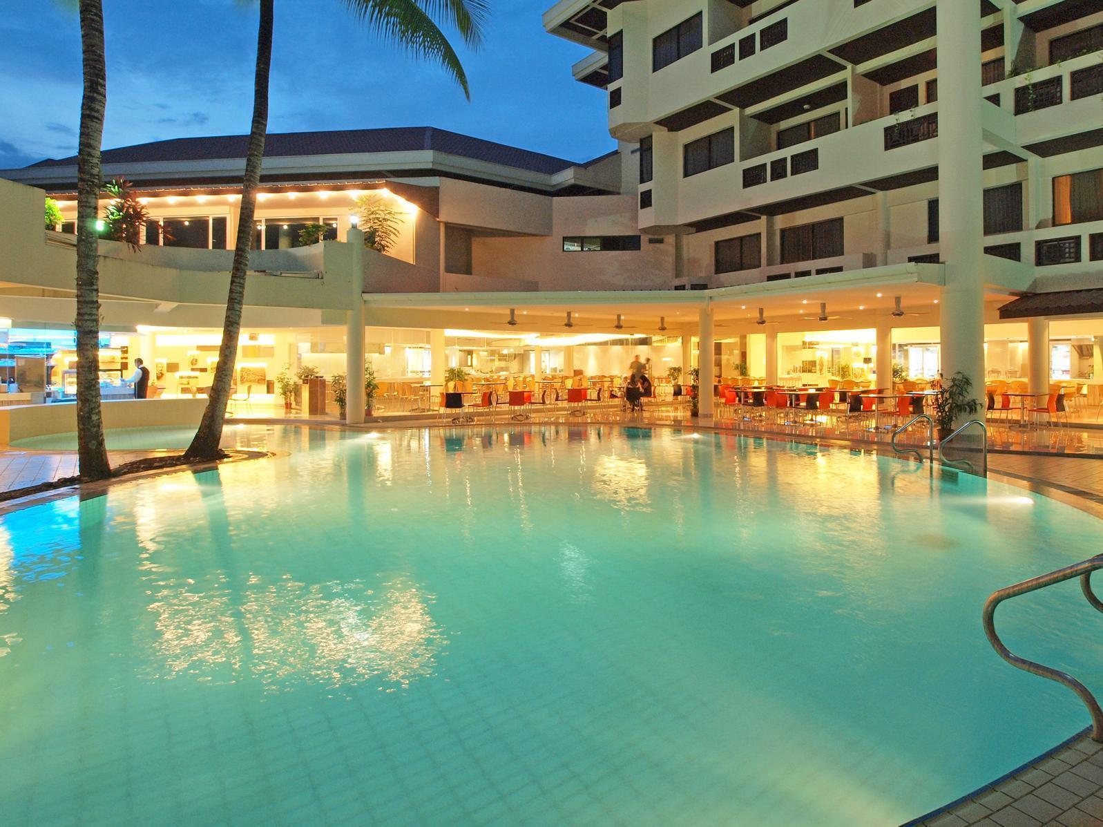 Grand Dormani Rajah Court Hotel Kuching Dış mekan fotoğraf